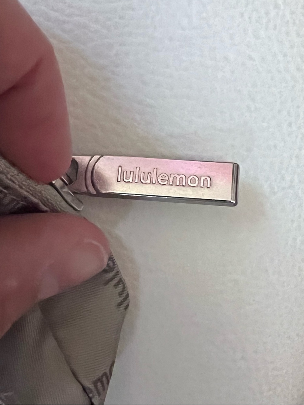 #750 NWT Lululemon Everywhere Belt Bag 1L White Granite Medium Light Grey Crossb - Picture 3 of 8